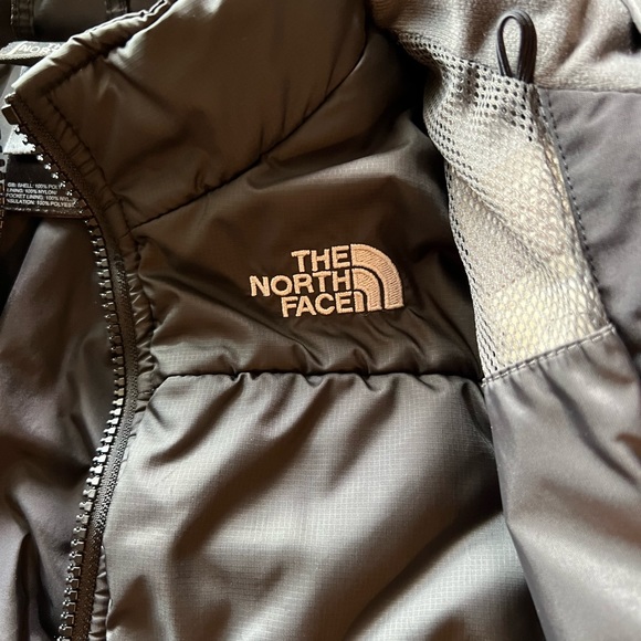 BOYS’ NORTH FACE 2 in 1 JACKET, SIZE 6 - Picture 5 of 11